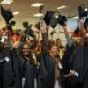 Ovalongwanhu vefike 141, vapewa omapapa avo oulongelwe okudja ku NUST.