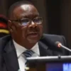 Aa Malawi otaakaya komahogololo ongula, momahogololo ga kwata miiti,oku hogolola omupresitend